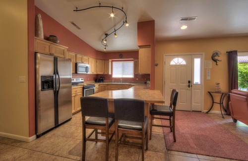 Moab House | In Town Near Main Street! Single Level With Garage - Private Gated Yard