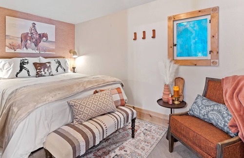Idaho City House | In-Town Remodeled Boardwalk House w/ Saloon | Hot Springs