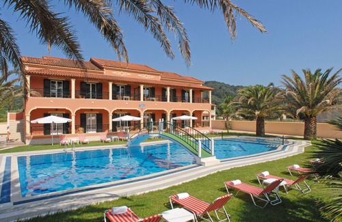 Termenades Apartment | In Villa Luxury Apartment with Pool