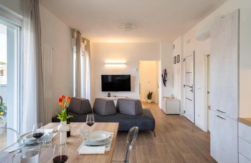 Fogliano Marina Apartment | Inaugurazione 2024 - Villa Pratu Apartments a 100 metri dal mare