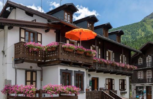 Staffa Apartment | Incanto Walser Apartments Piazza