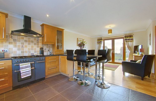Port William Cottage | Inchlonaig House - sleeps 10 guests in 5 bedrooms
