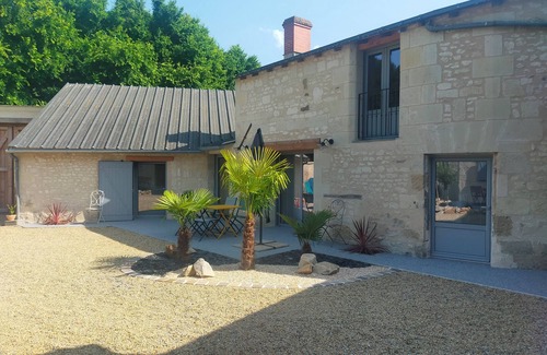 Distre House | Includes 2 gîtes; the 1st is La Palmeraie and the second l'Oasis
