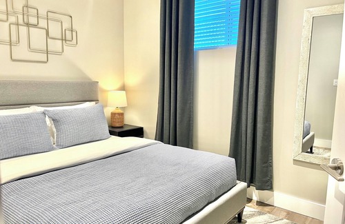 Prince George House | Inclusively Home - 6TH Ave Suite