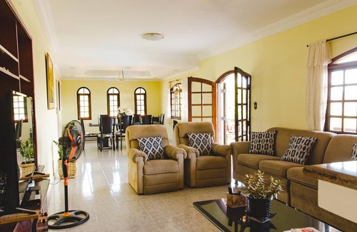 Chacaras Fernao Dias House | Incrível chácara com churrasq. em Atibaia/SP