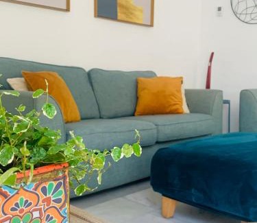 Nueva Andalucia Apartment | Increíble bajo con jardín y piscina - Puerto Banús