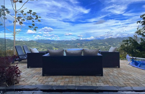 Retiro Cottage | Increíble Casa de Campo con Hermosa Vista