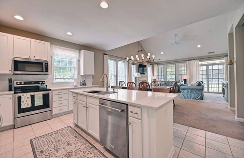 Ocean View House | Incredible 4BD Bear Trap Dunes Vacation Retreat! End Unit Townhome with Community Pool, Free WIFI, Golf, Beach Shuttle, Tennis, Pickleball and more!