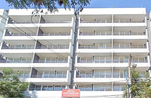 Quinta Normal Apartment | Incredible Apartment in Santiago with Swimming Pool! Ideal for Families - Yungay 1