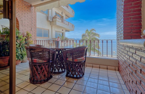 Emiliano Zapata Condo | Incredible Casa de Carole