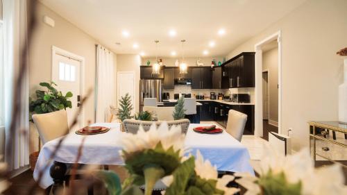 Lithonia Apartment | Incredible King Bed Room Private Bathroom