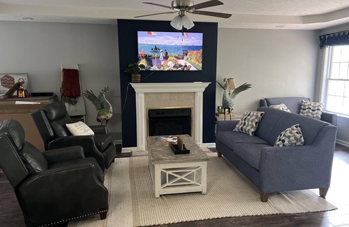 Gilbertsville House | Incredible KY Lake Waterfront Home with Dock