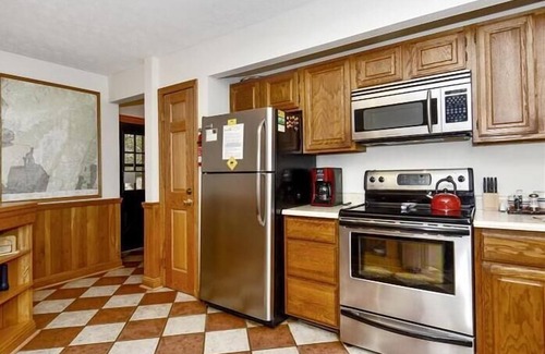 Old Timberline House | Incredible location + spectacular scenery = perfect vacation location!