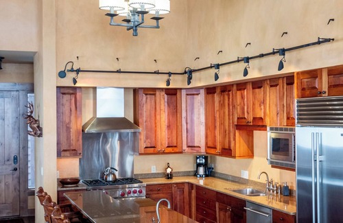 Tetonia House | Incredible Luxury home with Stunning views of Grand Teton Mountains and Valley