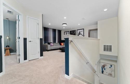 Four Corners House | Incredible NEW 5BD Home All suites with Pool and BBQ Grill