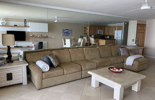 Solana Beach Condo | INCREDIBLE OCEANFRONT CONDO