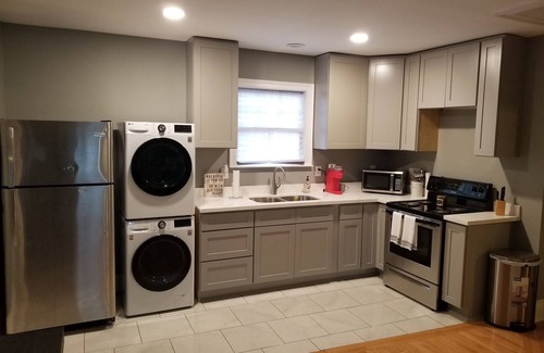 Faubourg Livaudais House | Incredible One Bedroom apartment great location in New Orleans