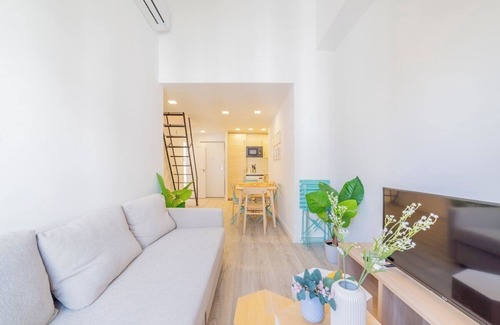 Palos de la Frontera Apartment | Incredible Quadruple Apartment in Atocha, 4A