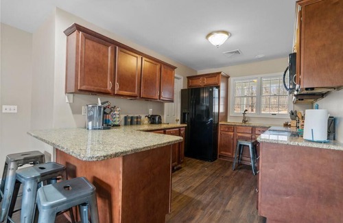 Chester House | Incredible Ranch in the Woods - Peace and Luxury!