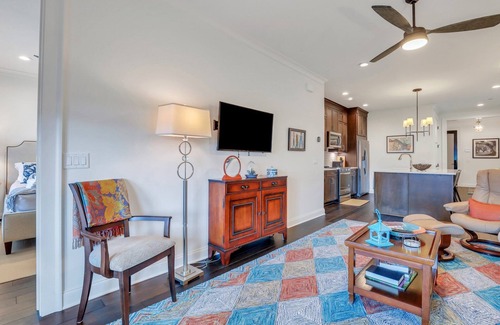 Hitch Village - Fred Wessels Homes Apartment | Incredible Riverfront Views w/Patio Overlooking River by Lucky Savannah