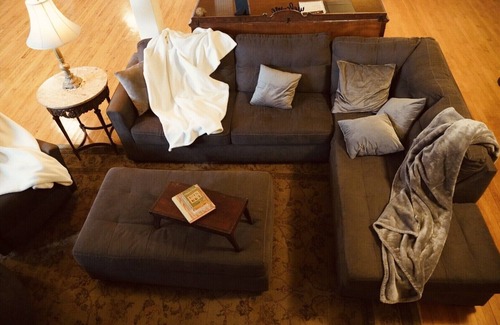 Monmouth House | Incredible Spacious & Luxurious 6 Bed Loft w/Gym