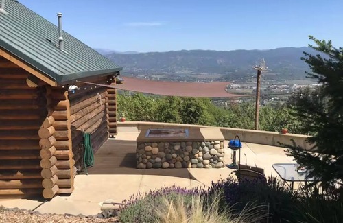 Ukiah Cabin | Incredible Views - Orr Springs Rendezvous!