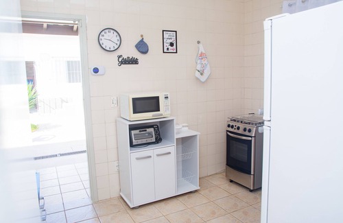 Jardim Neptunia House | Indaiá Seasonal House, accommodates up to 14 people, with swimming pool and gourmet area!