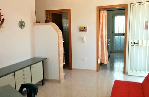 Specchiarica Villa | Independent villa with large garden, sleeps 6, 280m2, 200 meters from the sea