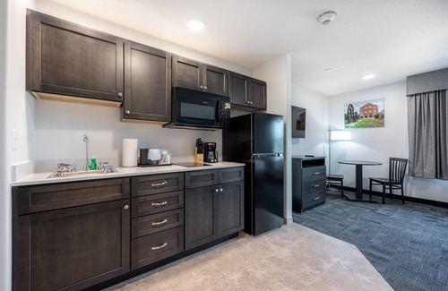 Houghton Hotel | Independence Stay