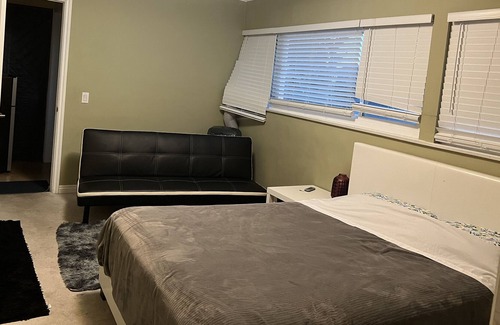 Arcadia House | Independent Access Suite