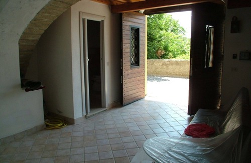 Morlupo House | Independent annex a stone's throw from Rome