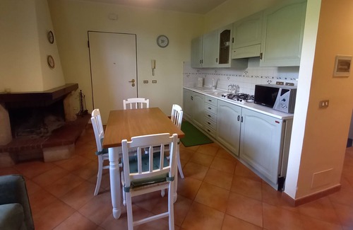 Fonte Nuova Apartment | Independent apartment with garden near Rome
