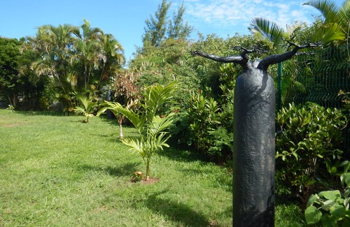 La Montagne Apartment | Independent apartment on the ground floor of a house on 1200 m² garden
