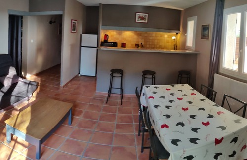 Combaillaux Apartment | Independent apartment in Languedoc villa with panoramic views