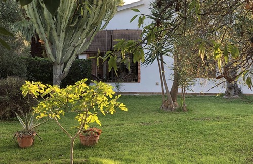 Augusta Villa | Independent Apartment in a Mediterranean style 's villa