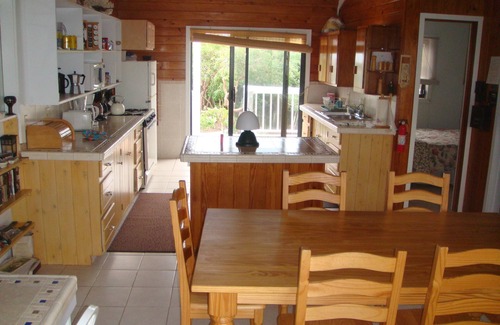 Little Harbour House | Independent bungalow with access to tennis court, beaches, bonefishing