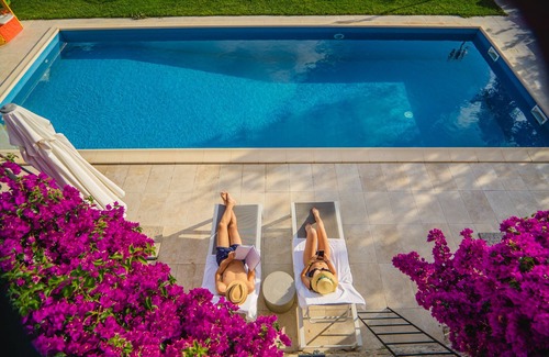 Laigueglia Villa | Independent solution in annex with terrace and sea view
