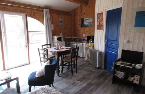 Sainte-Olive Apartment | Independent studio fully equipped in the heart of the Dombes