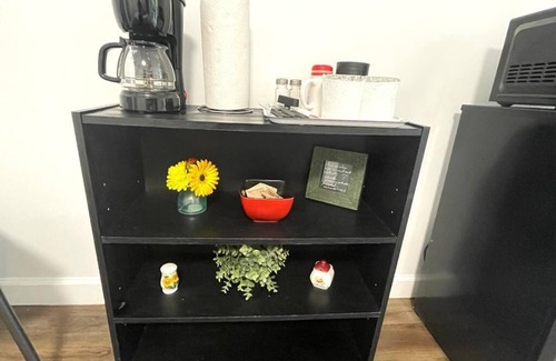Coral Way Apartment | Independent Studio in Little Havana - 4V