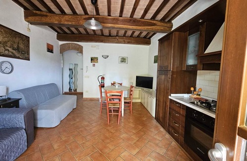 Cascina House | Independent two-room apartment 10 minutes from Pisa, with pets allowed