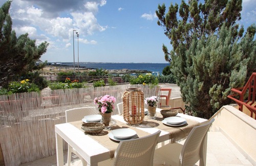 Santa Maria al Bagno Villa | Independent villa facing the sea. In the heart of Salento 10 minutes from Gallipoli