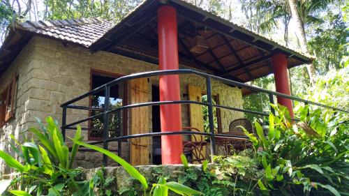 Thekkady House | Indhrivanam