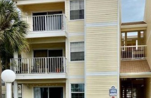 Ocean Side Village Condo | Indialantic Florida/Melbourne/Indian Harbour beach 32903