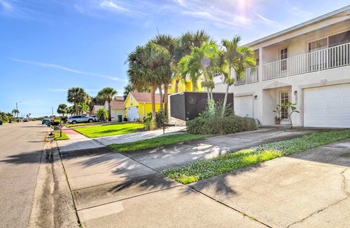 Indialantic House | Indialantic Townhome: 1 Block to Beach Access