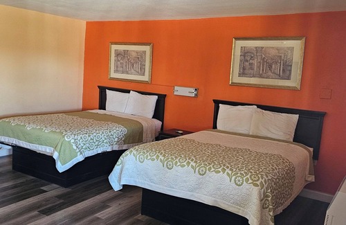 Fairmont City Hotel | Indian Mound Motel