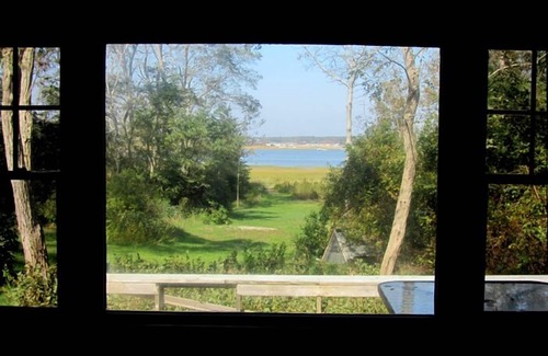 Indian Neck Heights House | Indian Neck Cottage with Beautiful Views (1310)