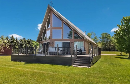 Arcadia House | Indian Trail Upper Herring Lodge 4br Lakefront Fishing Canoe Kayak