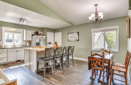 Martinsville Condo | Indianapolis Area Gem: Hike, Bike & Golf!
