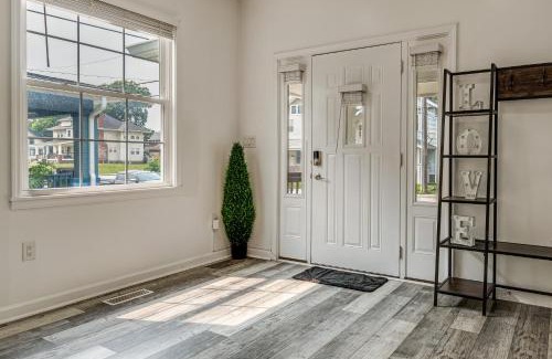 Mapleton/Fall Creek House | Indianapolis Vacation Rental about 4 Mi to Downtown!