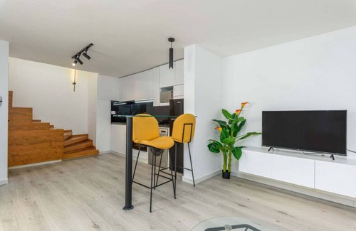 Aamchit Apartment | Indigo 1-BR Apt W/Terrace & 24-7 Power in Batroun